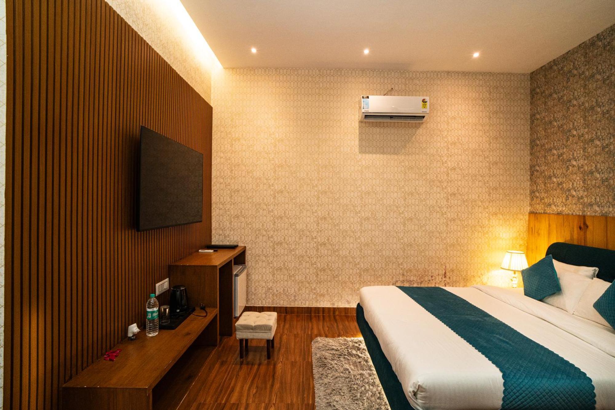 The Aravali Resort Bijni Kültér fotó