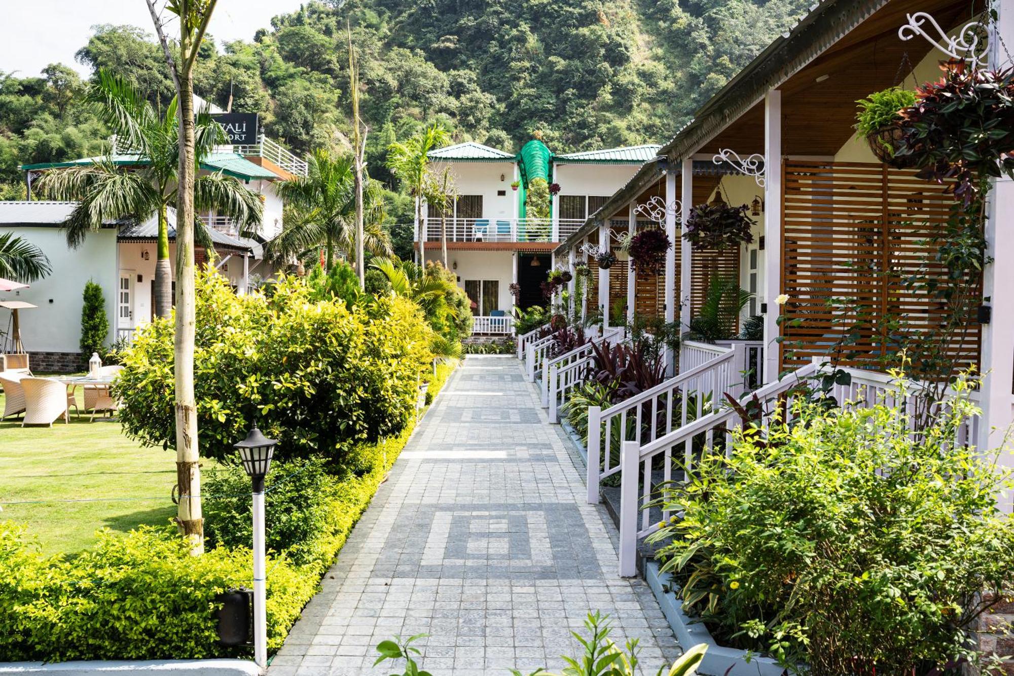 The Aravali Resort Bijni Kültér fotó